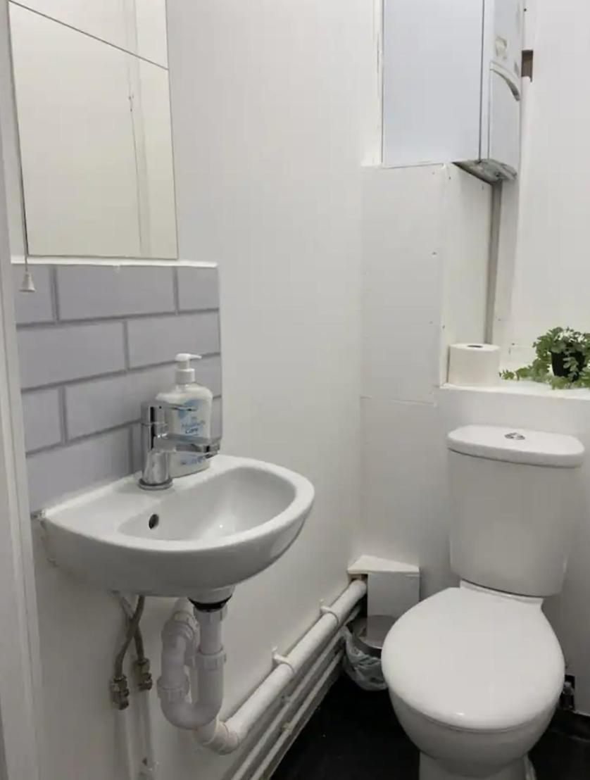 Comfy Private Rooms In Camden Town, Central London Eksteriør billede
