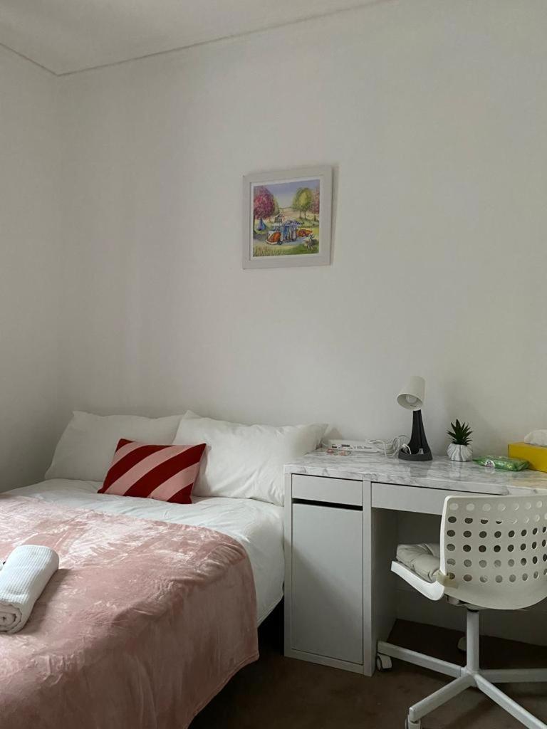 Comfy Private Rooms In Camden Town, Central London Eksteriør billede