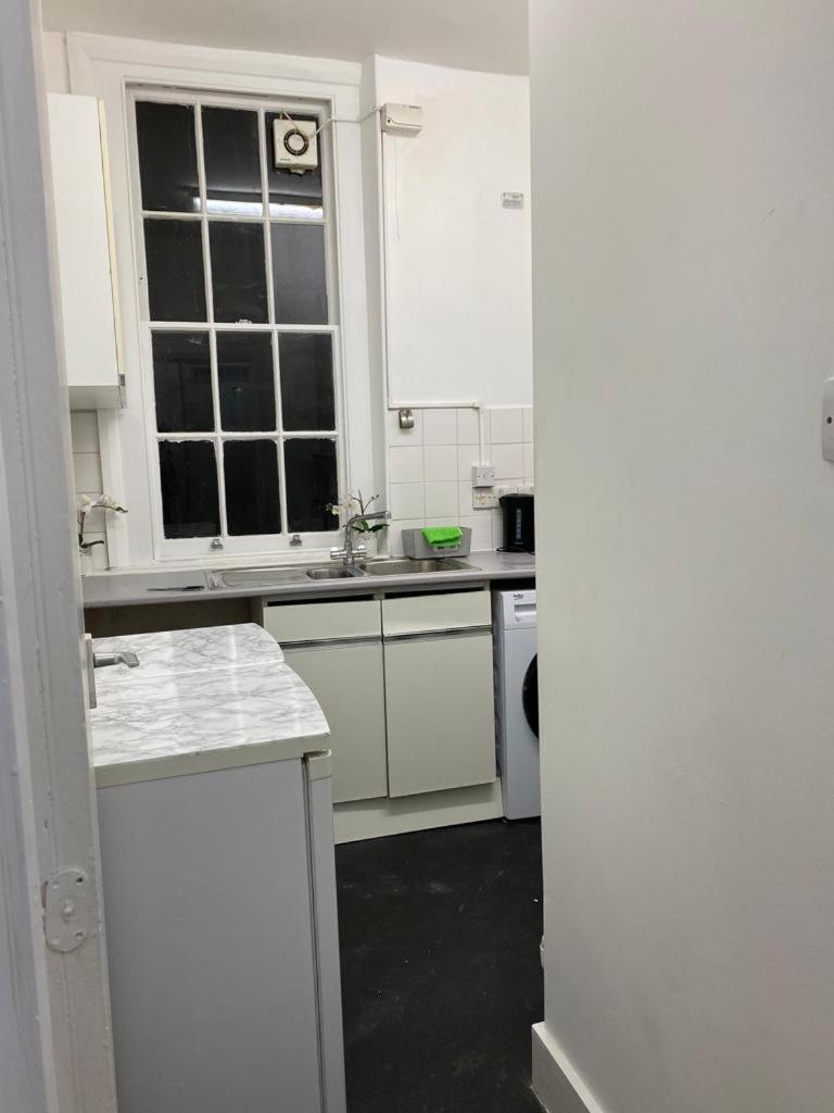 Comfy Private Rooms In Camden Town, Central London Eksteriør billede
